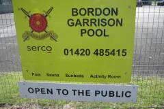 Skylt-Bordon-pool